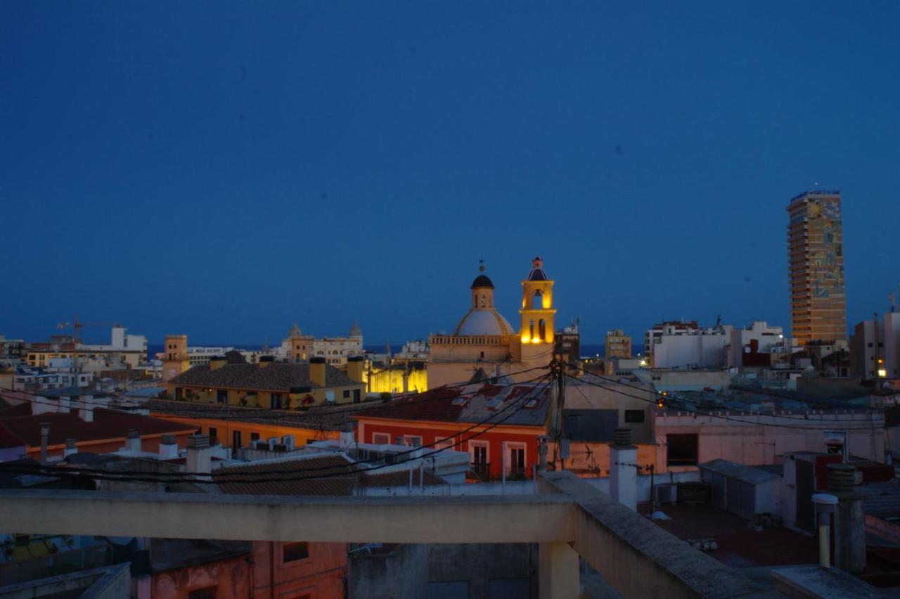 Penthouse. Old City Alicante Luaran gambar